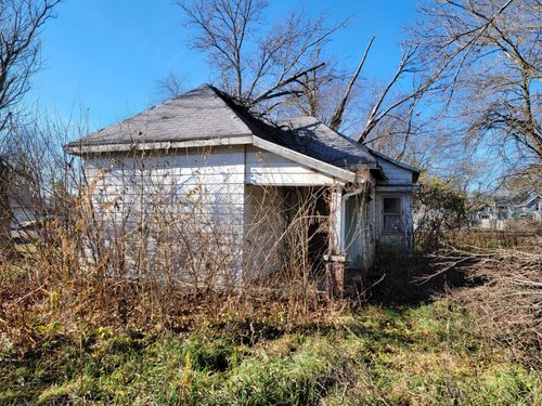 205 S Hinshaw St, Kennard, IN, 47351-9225 | Card Image