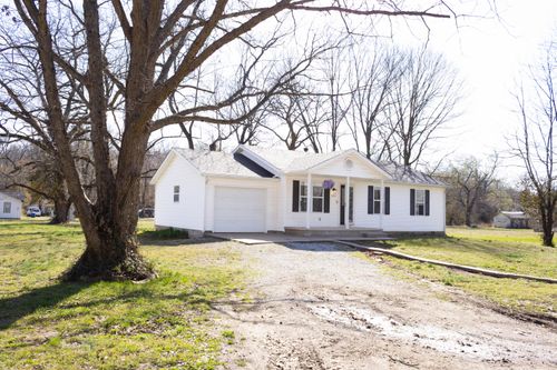 1880 E Kensington St, Joplin, MO, 64801-1381 | Card Image