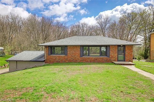 4385 Rex Lake Dr, New Franklin, OH, 44319-3427 | Card Image