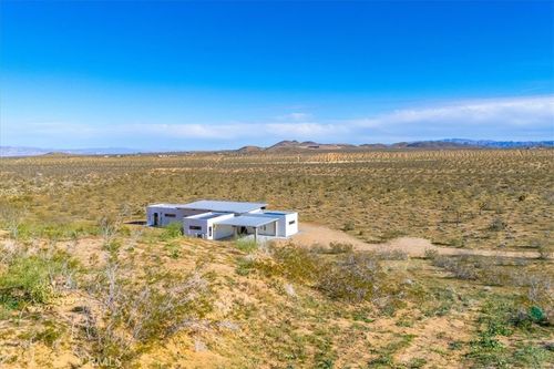 621 N Sage Ave, Yucca Valley, CA, 92284 | Card Image