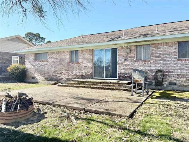 1712 Louise Dr, House other with 2 bedrooms, 2 bathrooms and null parking in McAlester OK | Image 19
