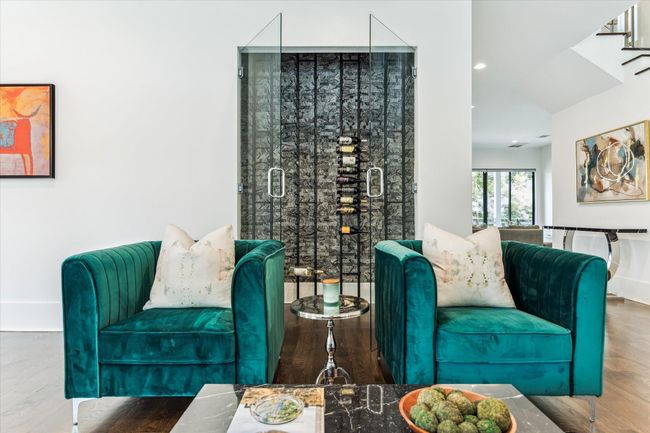 1010 Waltway Dr, House other with 5 bedrooms, 6 bathrooms and 2 parking in Houston TX | Image 11