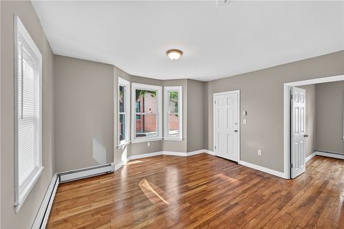 55 Warren St, Providence, RI, 02907-2445 | Card Image