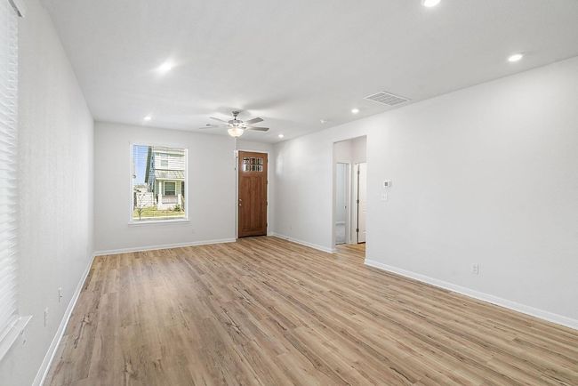 633 Salamander St, House other with 3 bedrooms, 2 bathrooms and 2 parking in San Marcos TX | Image 17