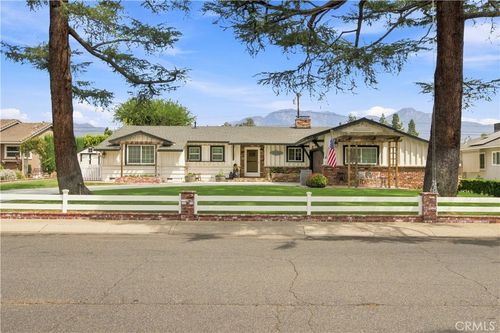 133 E Deodar St, Ontario, CA, 91764-1736 | Card Image
