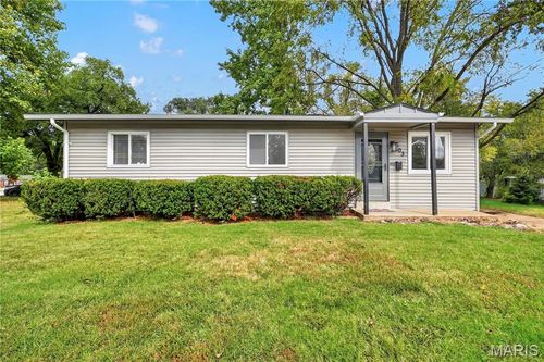 703 Ferguson Avenue, Ferguson, MO, 63135 | Card Image