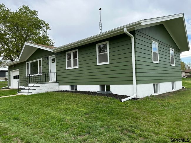 724 W Hickory St, House other with 3 bedrooms, 2 bathrooms and 1 parking in Wilber NE | Image 4