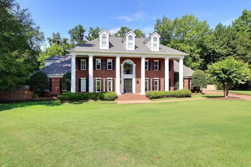 8989 Grove Forest Cv, Germantown, TN, 38139-6718 | Card Image