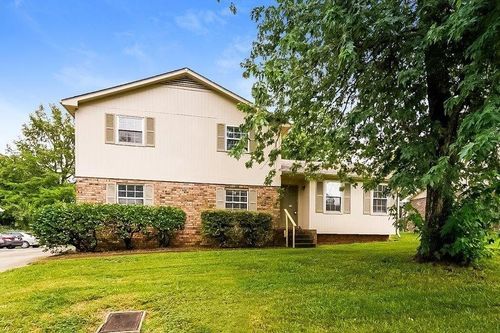 3273 Anderson Rd, Antioch, TN, 37013-1218 | Card Image