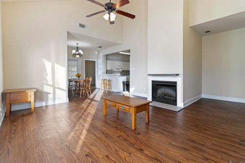 9f-5167 Etta St, Baton Rouge, LA, 70820-4988 | Card Image