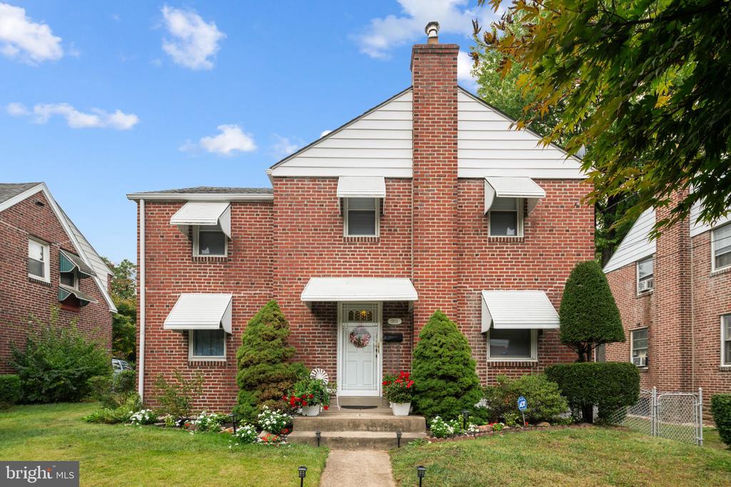 Serrill Ave, Lansdowne, PA 19050