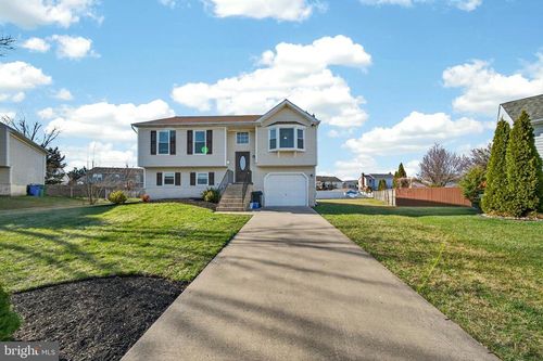 7 Westview Ct, THURMONT, MD, 21788-3125 | Card Image