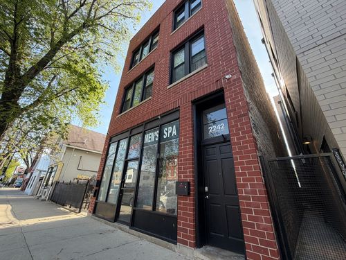 1r-2242 N Western Ave, Chicago, IL, 60647-3143 | Card Image