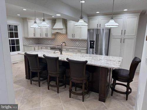 477 W Caracas Avenue, HERSHEY, PA, 17033 | Card Image
