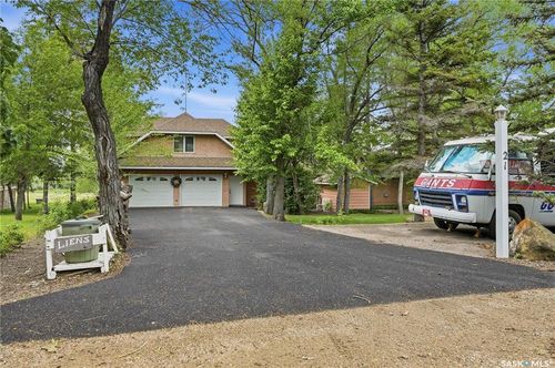 21 Pelican Street W, Wood River Rm No. 74, SK, S0H2K0 | Card Image