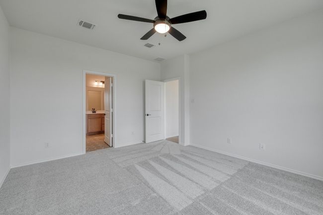 15101 Onager Pass, House other with 3 bedrooms, 2 bathrooms and 2 parking in Manor TX | Image 13