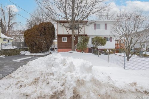 67 Gerow Ave, Spring Valley, NY, 10977-5738 | Card Image