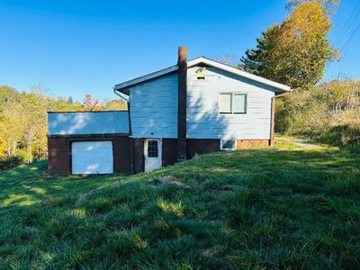 2841 Viola Rd, House other with 3 bedrooms, 1 bathrooms and null parking in Wheeling WV | Image 1