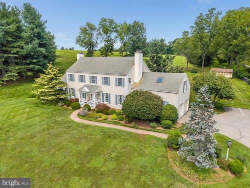 219 Sandy Ridge Mount Airy Rd, Stockton, NJ, 08559-1904 | Card Image