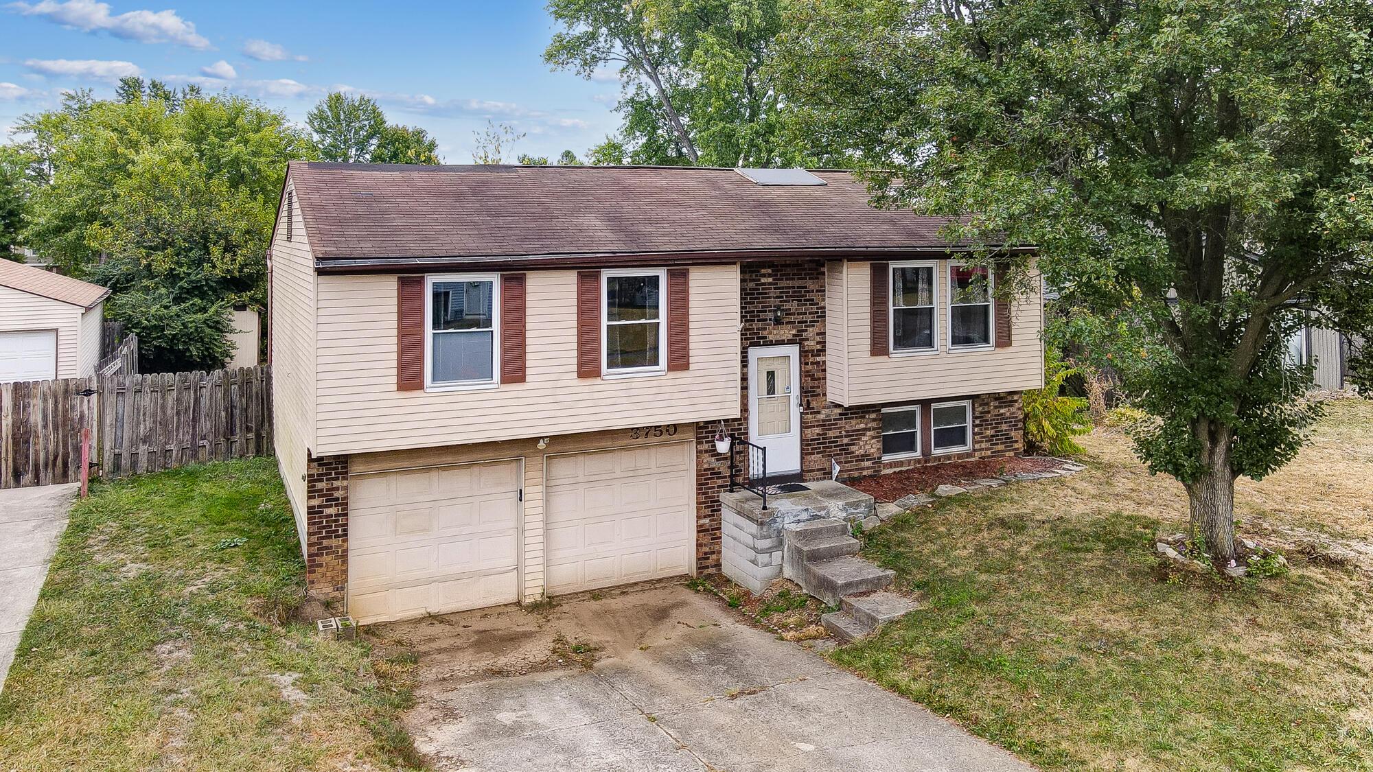 Whetstone Dr, Groveport, OH 43125