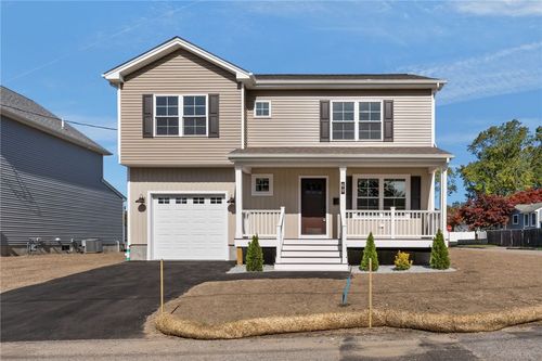 69 Locust St, Riverside, RI, 02915-4643 | Card Image