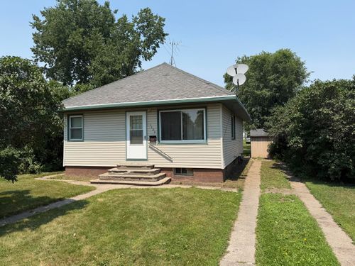 1122 9th Ave Sw, ABERDEEN, SD, 57401-5733 | Card Image
