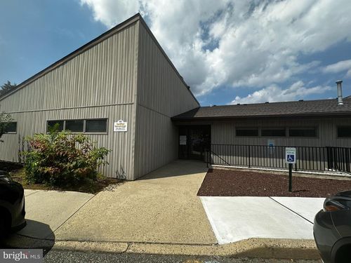 525 Highway 70, Lakewood, NJ, 08701-5847 | Card Image