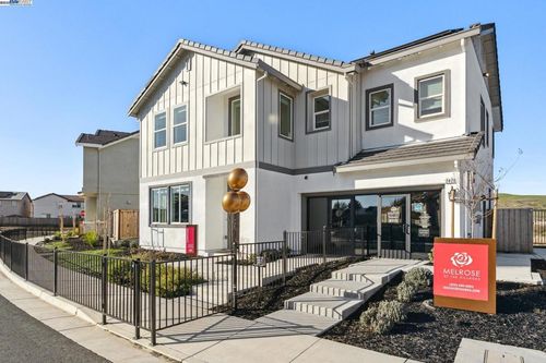 1488 Monument Ln, Fairfield, CA, 94533-7147 | Card Image