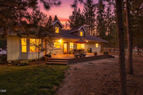 52073 White Fir, La Pine, OR, 97739-8901 | Card Image