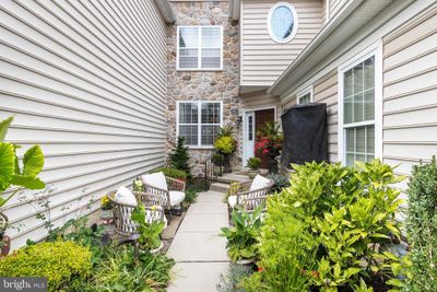 545 Downing Court, Townhouse with 4 bedrooms, 3 bathrooms and null parking in EXTON PA | Image 3