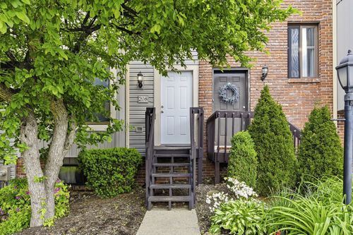 208 Serendipity Dr, Coraopolis, PA, 15108-1170 | Card Image