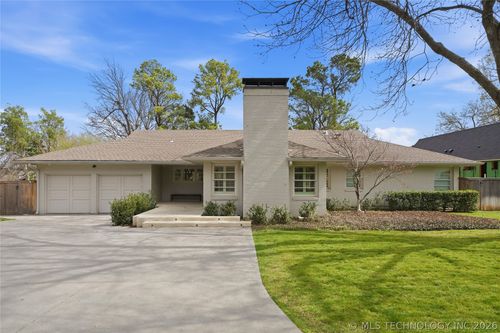 2315 Delaware Pl, Tulsa, OK, 74114-3238 | Card Image