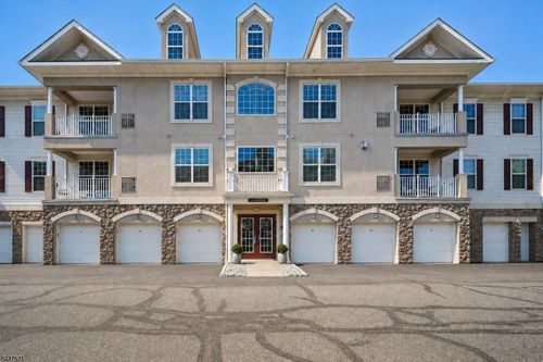 d-1-3 Slate Ct, Woodland Park, NJ, 07424-4245 | Card Image