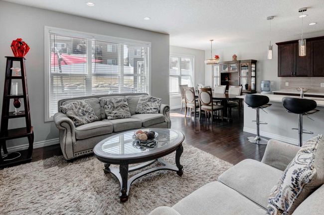 61 Nolanhurst Rise Nw, Home with 4 bedrooms, 3 bathrooms and 4 parking in Calgary AB | Image 8