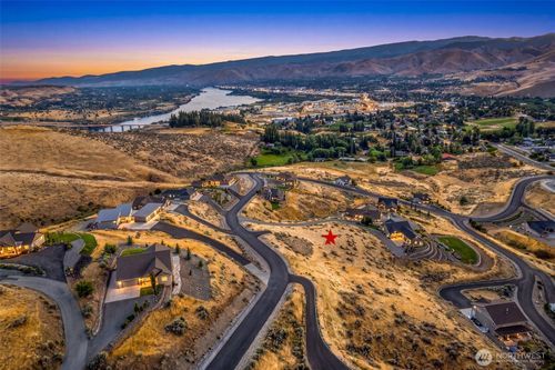 3775 Sky Crest Ln, Wenatchee, WA, 98801-5707 | Card Image