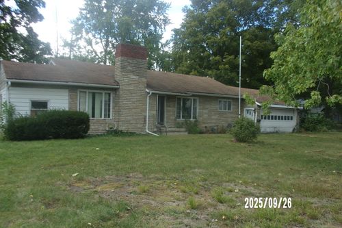 112 N Maple St, Gilman, IL, 60938-1441 | Card Image