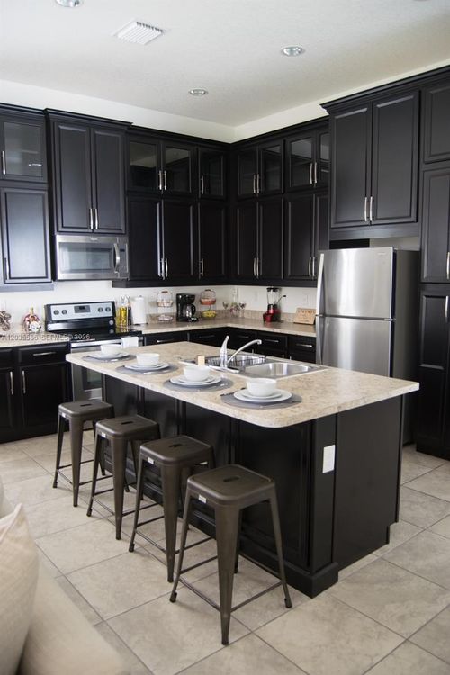 14920 Sw 175th St, Miami, FL, 33187-1831 | Card Image