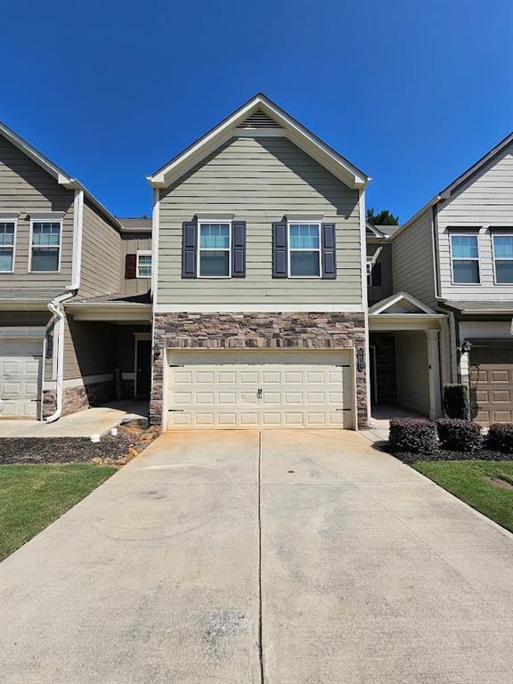 Crescent Woode Dr, Dallas, GA 30157