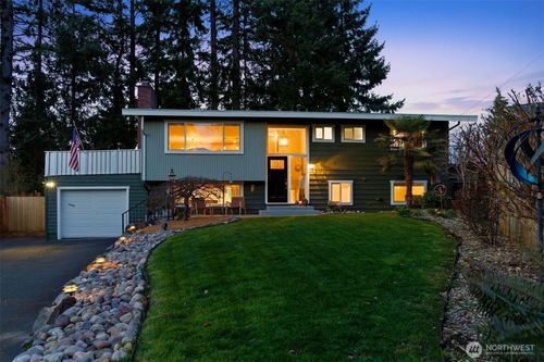 6427 182nd Pl Sw, Lynnwood, WA, 98037-4272 | Card Image