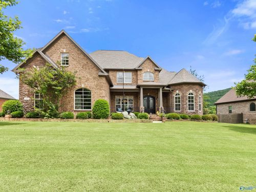 10 Oakshire Pl Se, Gurley, AL, 35748-8023 | Card Image