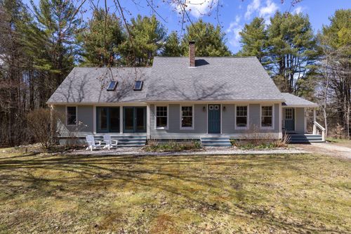 18 Glenview Road, Freeport, ME, 04032 | Card Image