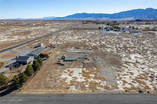 4051 Forest Rd, Pahrump, NV, 89048-1009 | Card Image
