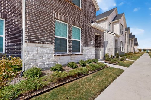 1032 Bristleleaf Way, Allen, TX, 75013-1008 | Card Image