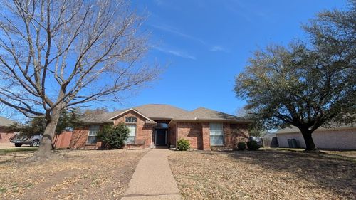 1231 Radisson Drive, Hewitt, TX, 76643 | Card Image