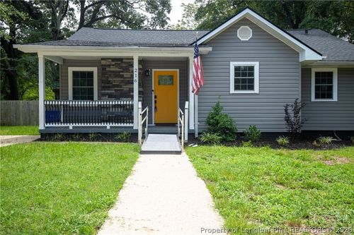 216 Circle Ct, Fayetteville, NC, 28301-3861 | Card Image