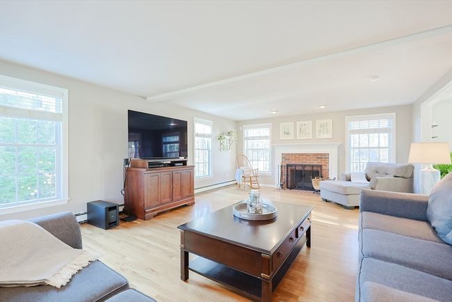 52 Quail Creek Rd, House other with 4 bedrooms, 3 bathrooms and 4 parking in North Attleboro MA | Image 12