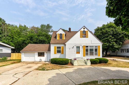 89 E Lakewood Blvd, Holland, MI, 49424-2069 | Card Image