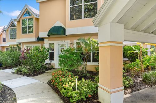 301-1320 Coral Park Ln, Vero Beach, FL, 32963-4060 | Card Image
