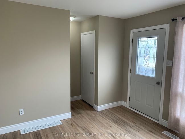 A - 140 Symes St, House attached with 2 bedrooms, 2 bathrooms and 2 parking in Glencoe ON | Image 6