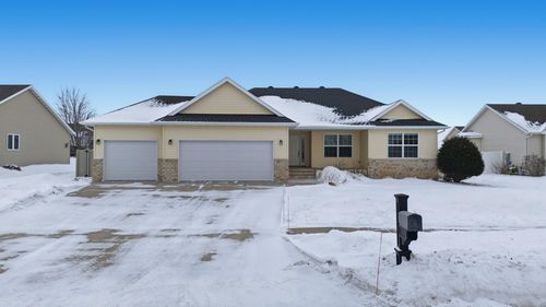 3648 Pierce St S, Fargo, ND, 58104-7563 | Card Image